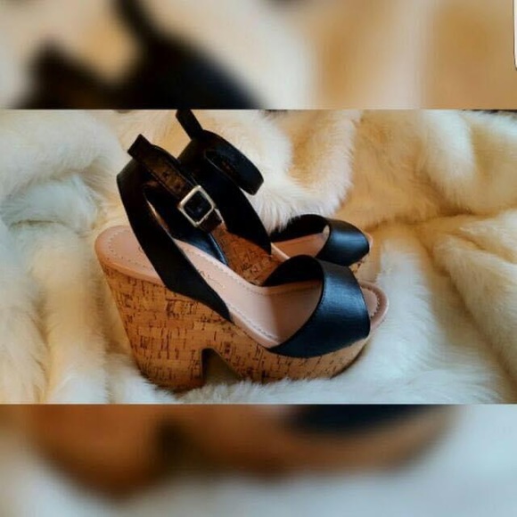 Black high-healed wild Diva lounge sandals - Picture 2 of 4